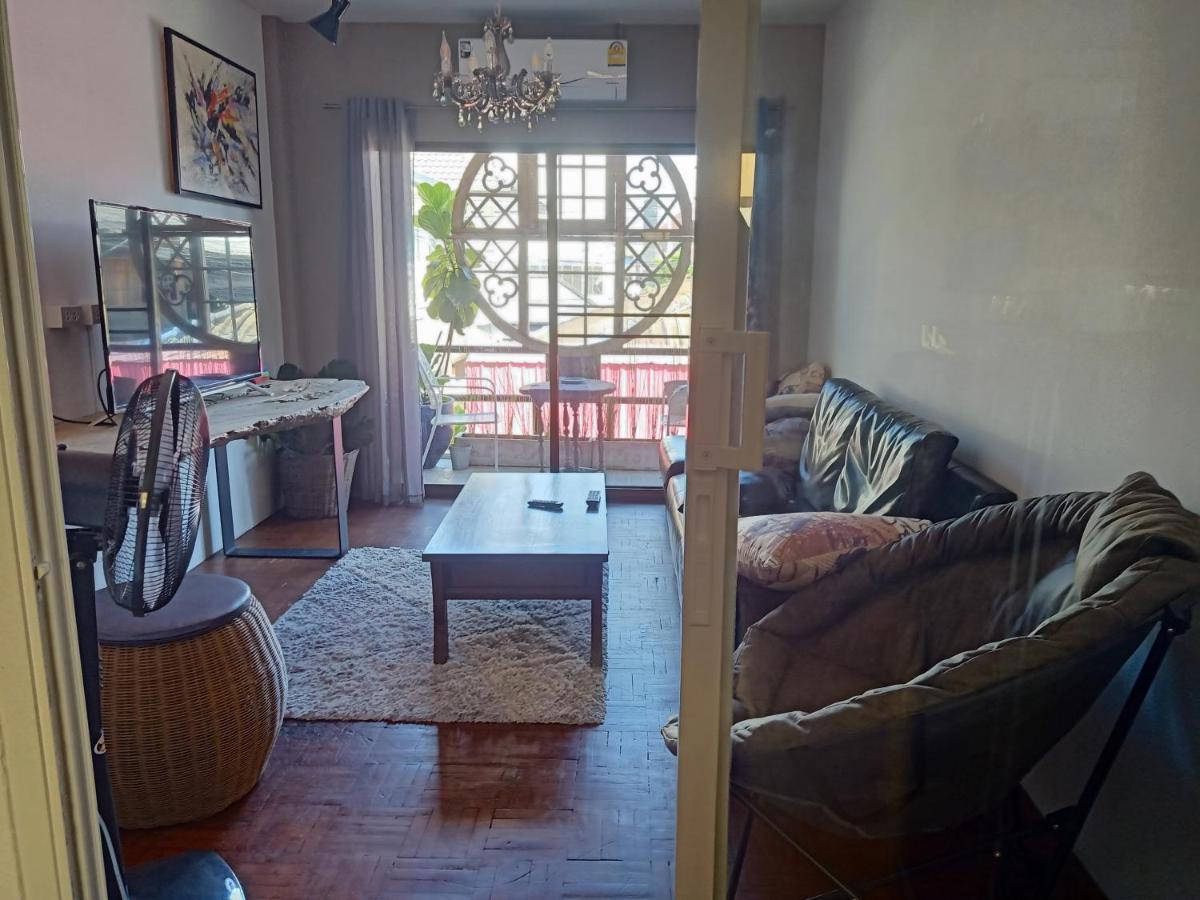 Ferienwohnung 8Th House @ Center Of Chiangmai Old Town Chiang Mai Exterior foto